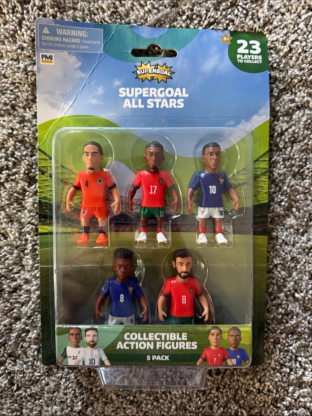 NEW! Collectible Soccer Figures - SUPERGOAL ALL STARS- SET INCLUDES 5 PLAYERS